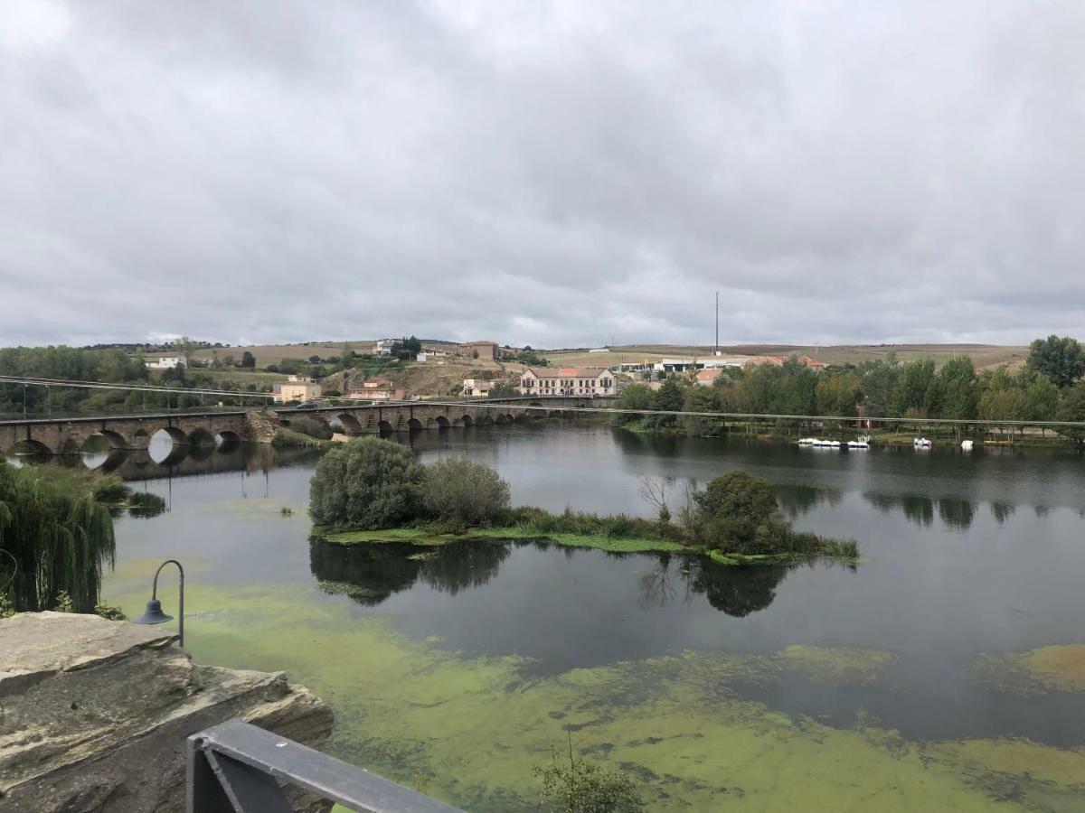 Alojamiento La Duquesita Apartment Alba De Tormes Luaran gambar